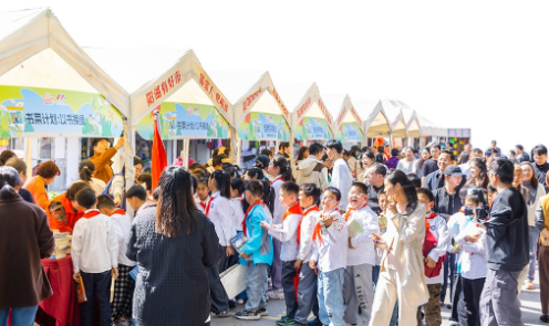 跟着色彩走读城市 解码湖塘四季书香